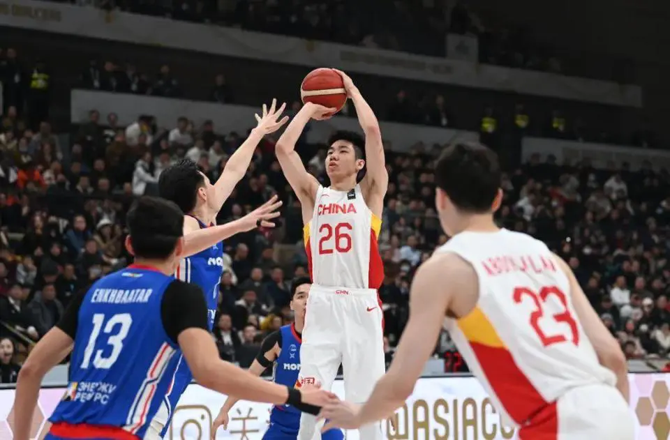 如何制定适合篮球主力的个性化训练方案_1
